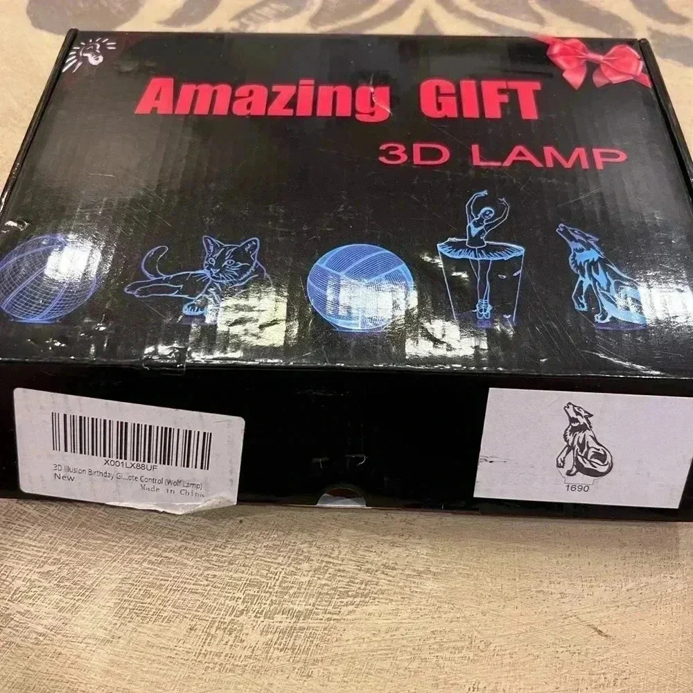 New in box 3d wolf lamp light up multicolor remote usb charge battery 16 colors